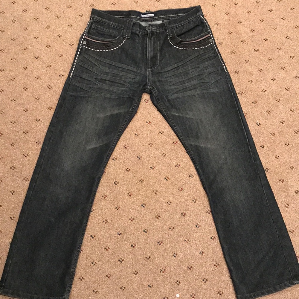 32W 30L SLIM FIT JEANS.